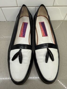 Vintage 80s RARE - Susan Bennis Warren Edwards Black and White Tassel Loafers